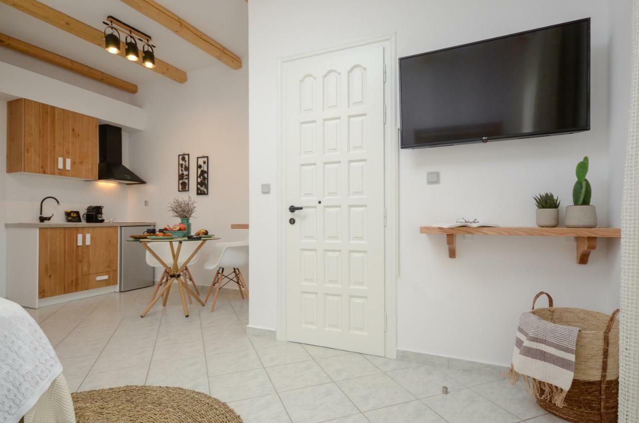 Apartment Smirida *
